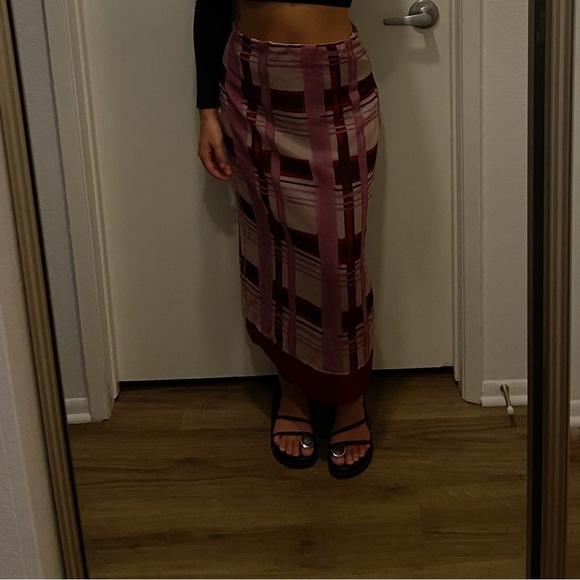 Zara Pink and Red Plaid Sheer Skirt - Picture 6 of 7
